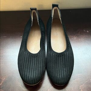 Everlane Women's Black Ribbed Loafers size 8